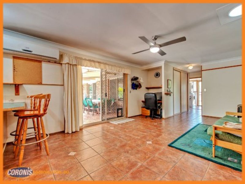 Photo - 33-35 Cardwell Close, Munruben QLD 4125 - Image 5