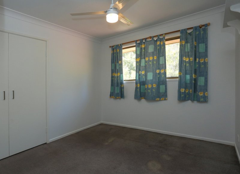 Photo - 33-35 Dorset Drive, Springwood QLD 4127 - Image 12