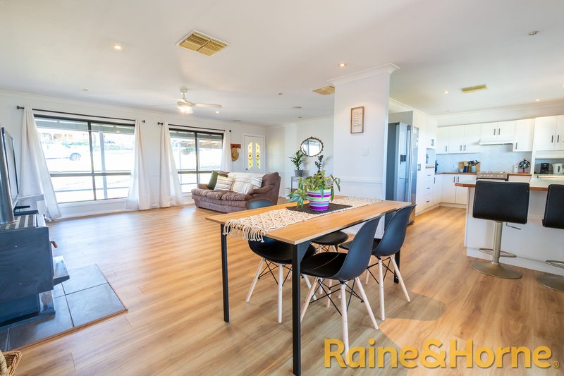 Photo - 33-35 Lime Street, Geurie NSW 2818 - Image 3