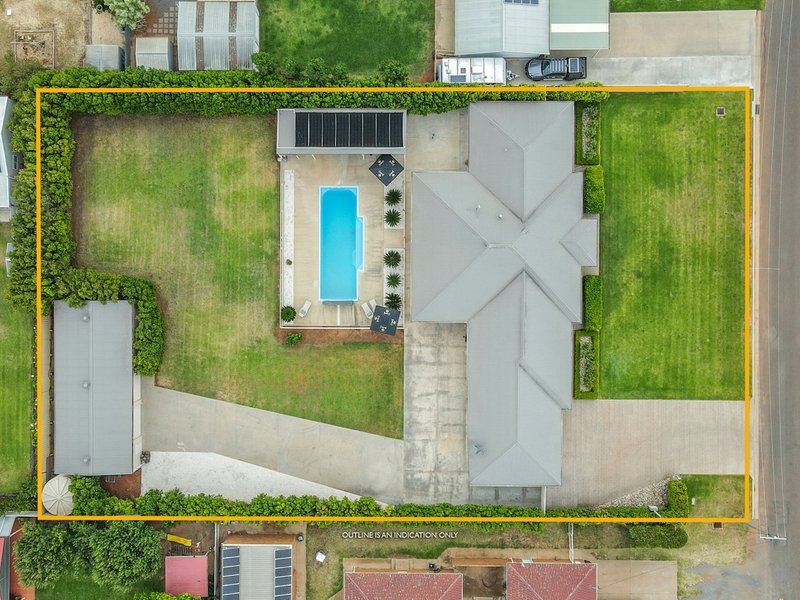 Photo - 33-35 Rose Road, Griffith NSW 2680 - Image 9