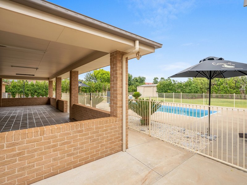 Photo - 33-35 Rose Road, Griffith NSW 2680 - Image 12