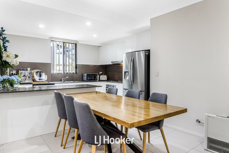 3/3-4 Harvey Place, Toongabbie NSW 2146