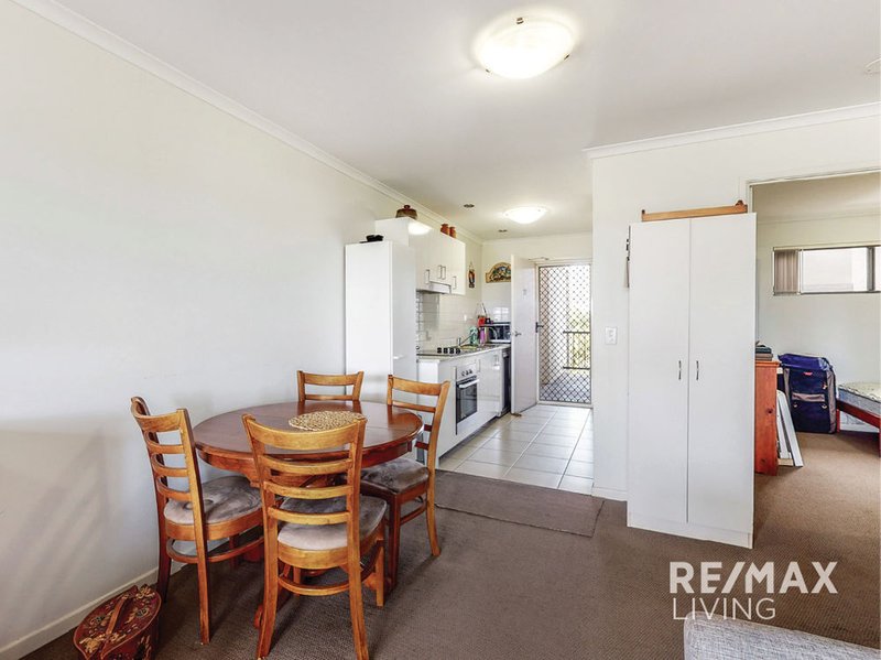 Photo - 33 48-50 Lee Street, Caboolture QLD 4510 - Image 3