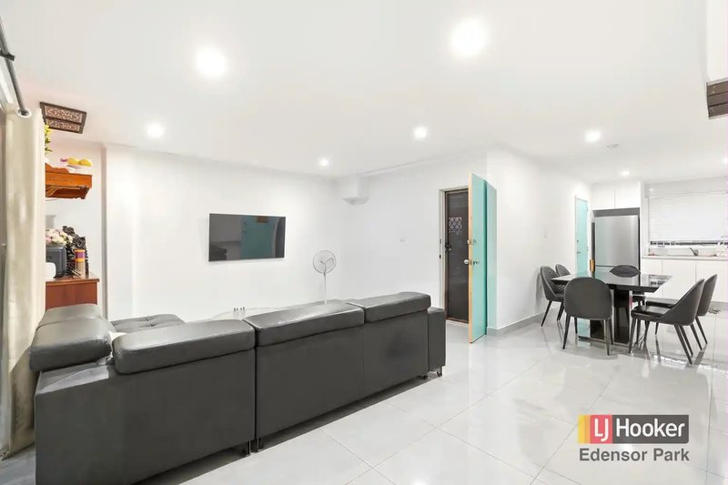 Photo - 3/3-5 Gilbert Street, Cabramatta NSW 2166 - Image 3
