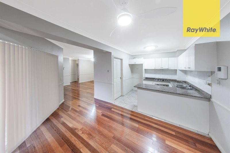 Photo - 3/3-5 Oakes Street, Westmead NSW 2145 - Image 1