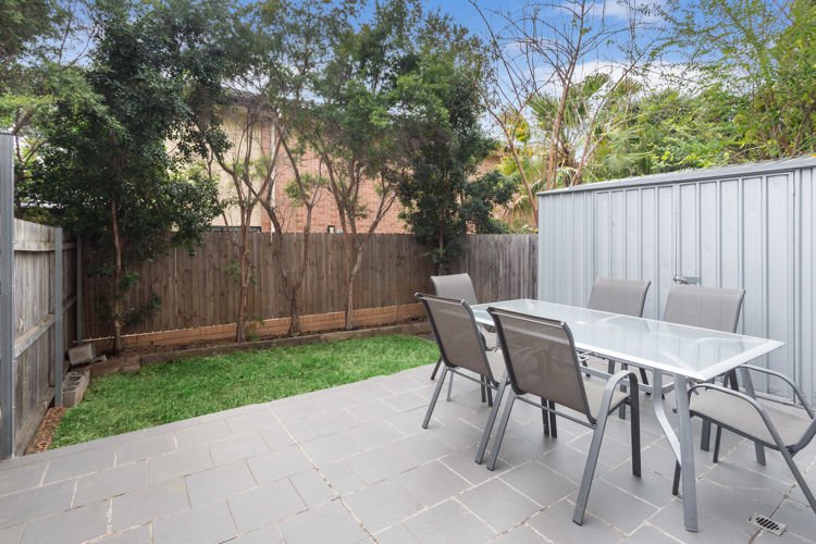 Photo - 3/3-5 Talbot Road, Guildford NSW 2161 - Image 7