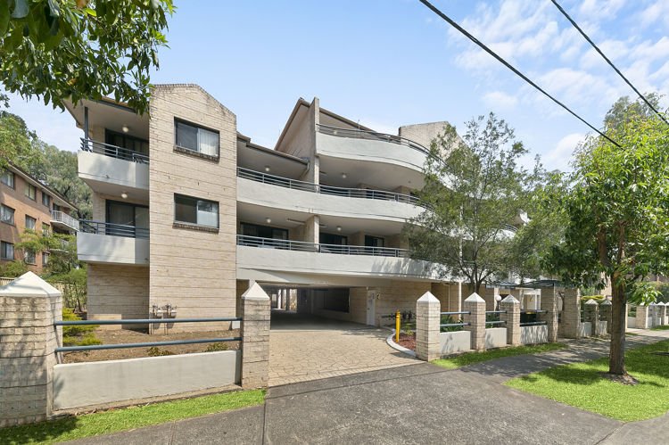 3/3-7 Burford Street, Merrylands NSW 2160