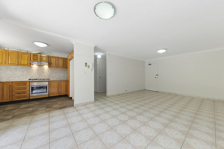 Photo - 3/3-7 Burford Street, Merrylands NSW 2160 - Image 4