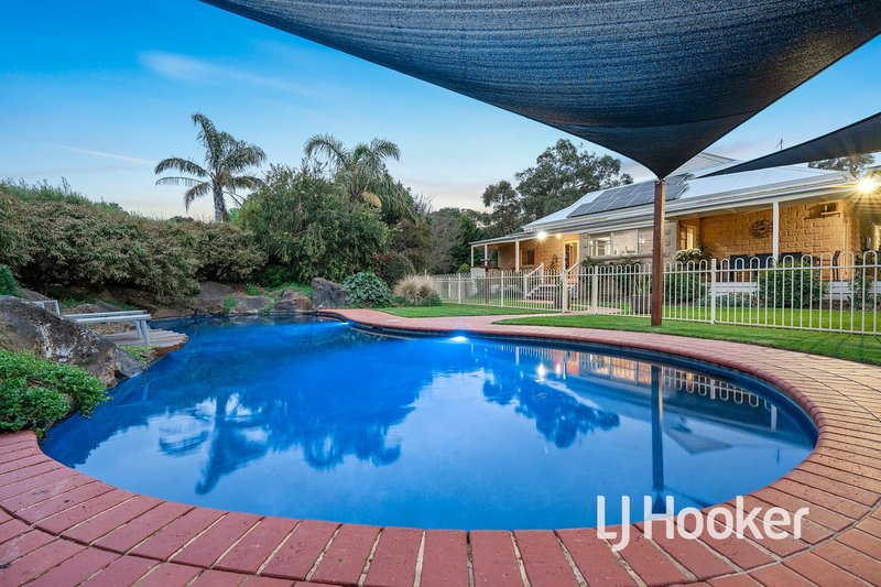 Photo - 33 Abeckett Road, Bunyip VIC 3815 - Image 3