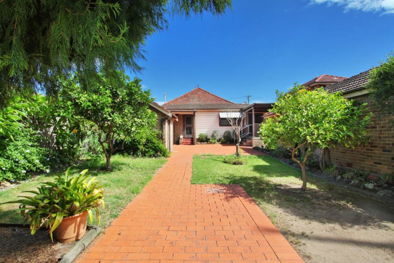 Photo - 33 Albion Avenue, Merrylands NSW 2160 - Image 7