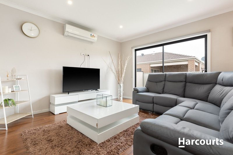 Photo - 33 Andretti Avenue, Lynbrook VIC 3975 - Image 6