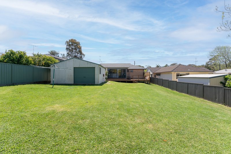 Photo - 33 Annesley Avenue, Stanwell Tops NSW 2508 - Image 2