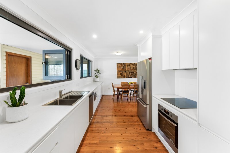 Photo - 33 Annesley Avenue, Stanwell Tops NSW 2508 - Image 7