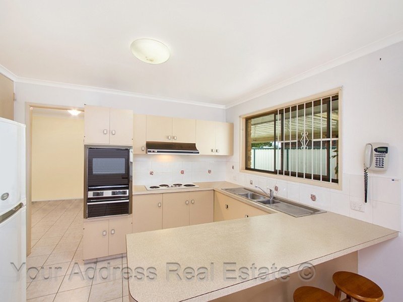 Photo - 33 Antlia Street, Regents Park QLD 4118 - Image 2