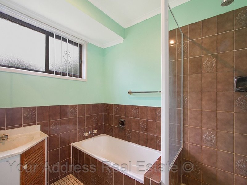 Photo - 33 Antlia Street, Regents Park QLD 4118 - Image 8