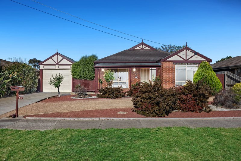 33 Argyle Crescent, Werribee VIC 3030