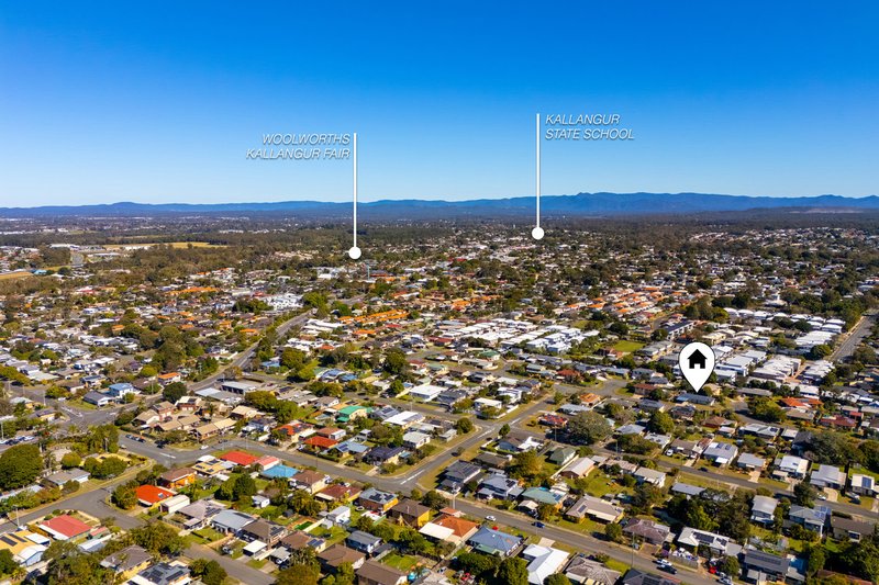 Photo - 33 Arrakune Crescent, Kallangur QLD 4503 - Image 19