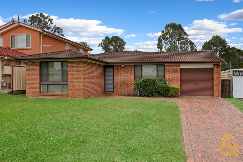 33 Ashwick Circuit, St Clair NSW 2759