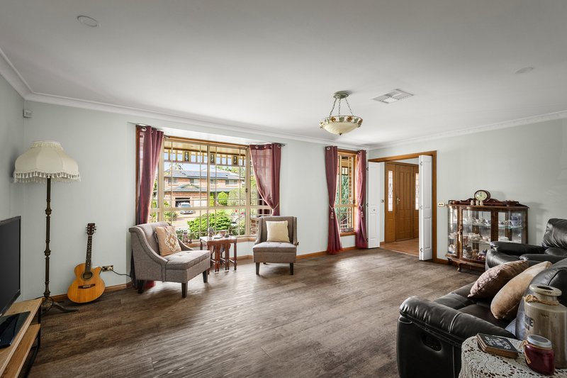 Photo - 33 Astoria Park Road, Baulkham Hills NSW 2153 - Image 3