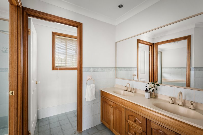 Photo - 33 Astoria Park Road, Baulkham Hills NSW 2153 - Image 6