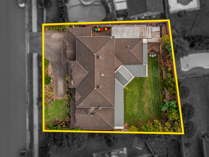 Photo - 33 Astoria Park Road, Baulkham Hills NSW 2153 - Image 17