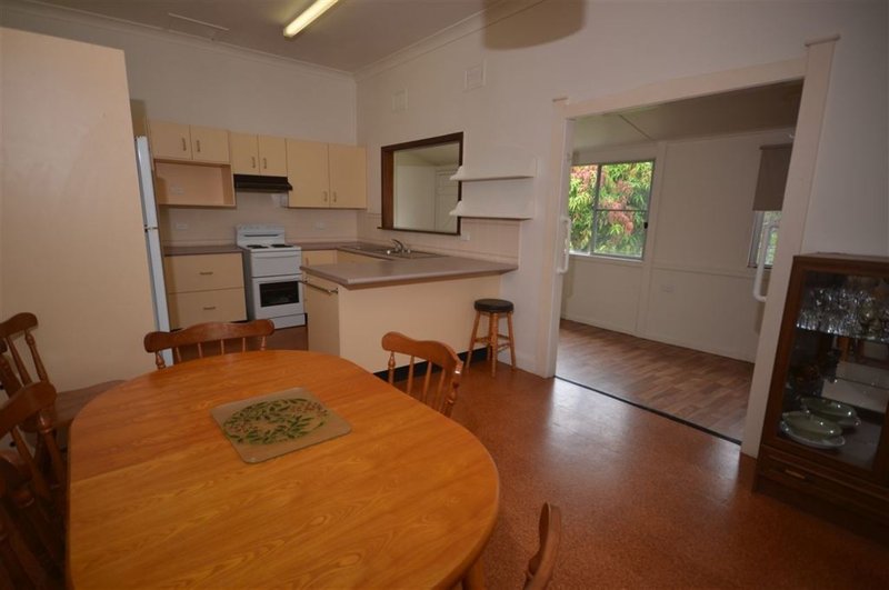 Photo - 33 Bain Street, Wauchope NSW 2446 - Image 3