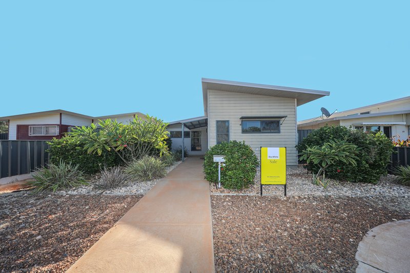 33 Bajamalu Drive, Baynton WA 6714