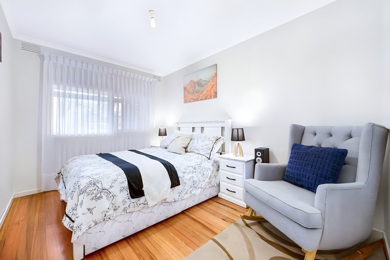 Photo - 33 Bakers Road, Dandenong North VIC 3175 - Image 6