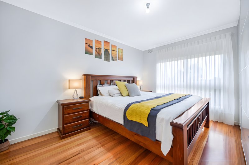 Photo - 33 Bakers Road, Dandenong North VIC 3175 - Image 7