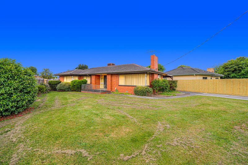 Photo - 33 Bakewell Street, Cranbourne VIC 3977 - Image 4