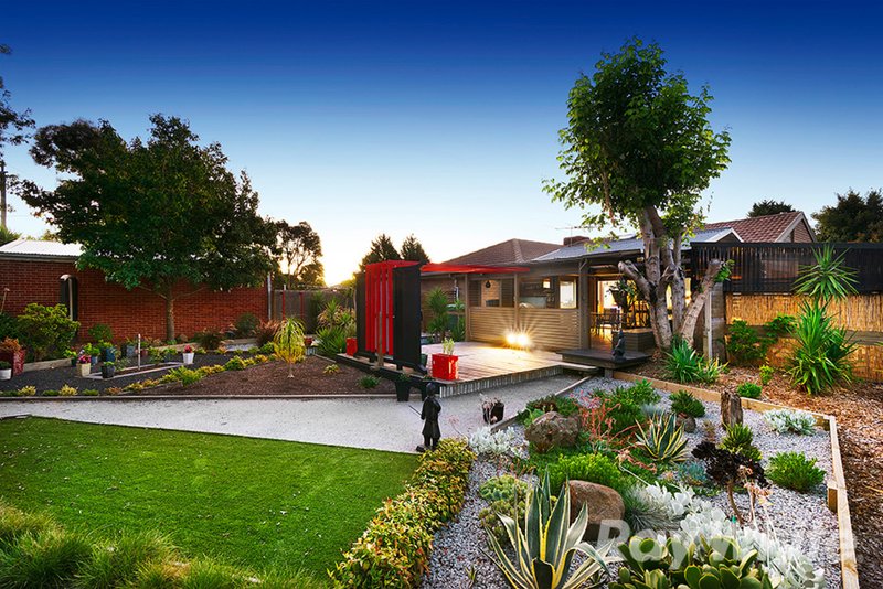 Photo - 33 Balladonia Road, Rowville VIC 3178 - Image 10