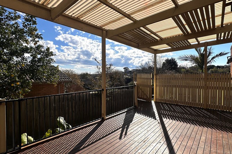 Photo - 33 Balmain Drive, Berwick VIC 3806 - Image 13