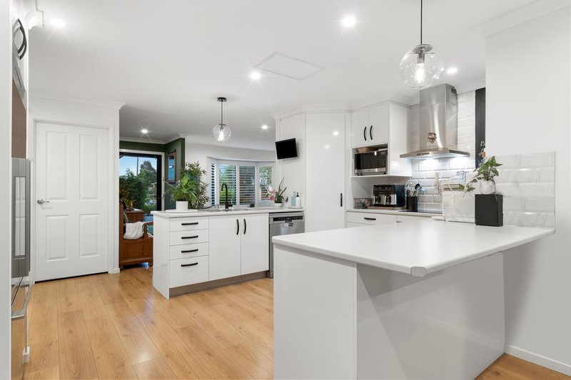 Photo - 33 Bangalow Crescent, Raceview QLD 4305 - Image 11