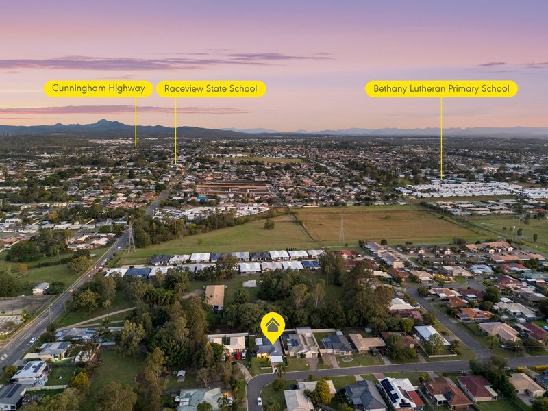 Photo - 33 Bangalow Crescent, Raceview QLD 4305 - Image 24