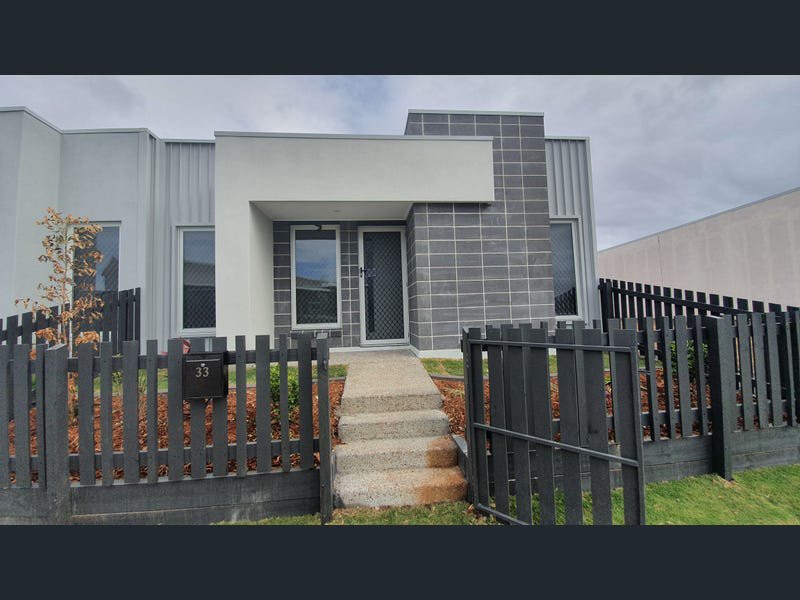 Photo - 33 Basalt Drive, Yarrabilba QLD 4207 - Image 1