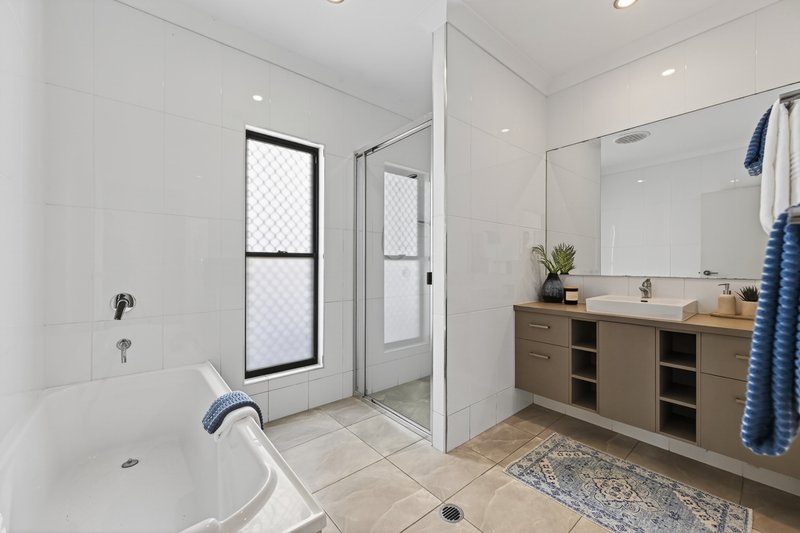 Photo - 33 Beach Oak Drive, Mount Low QLD 4818 - Image 18