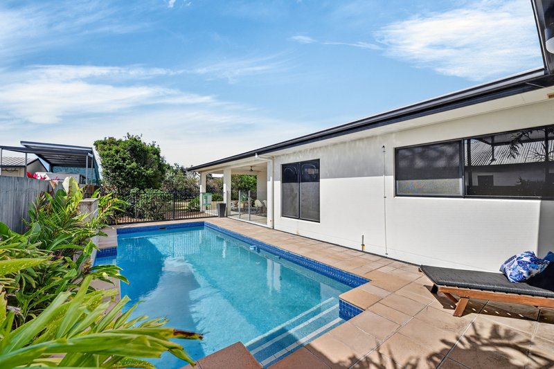Photo - 33 Beach Oak Drive, Mount Low QLD 4818 - Image 22