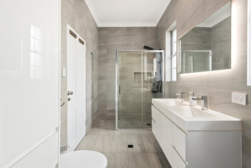 Photo - 33 Beach Street, Kogarah NSW 2217 - Image 7