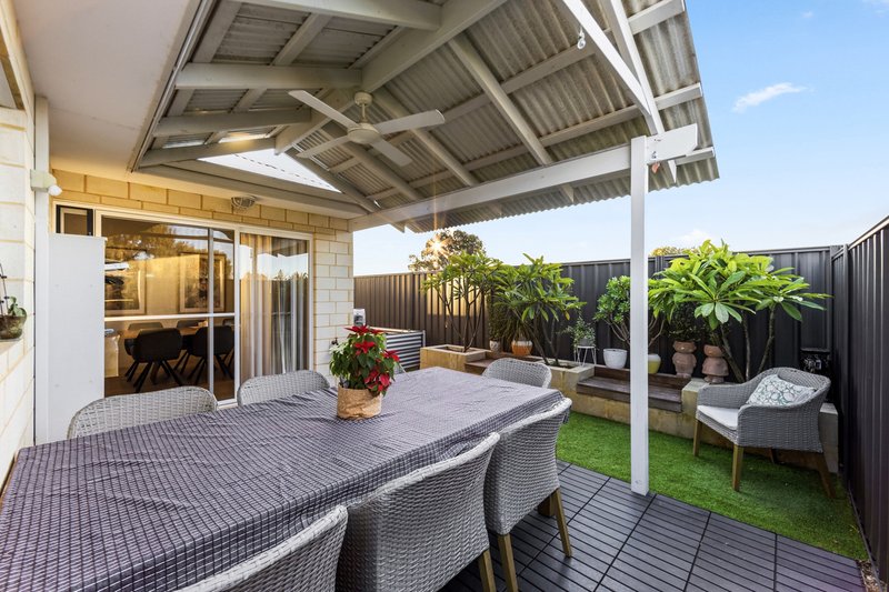 Photo - 33 Berryana Loop, Girrawheen WA 6064 - Image 27