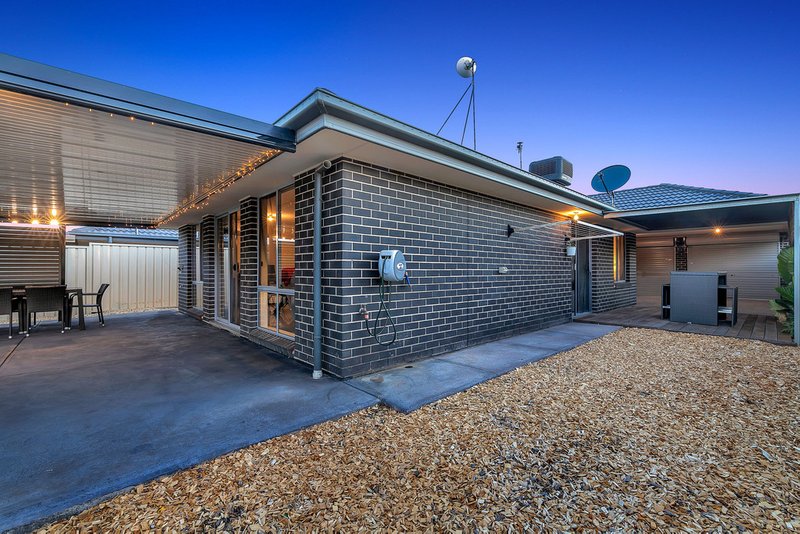 Photo - 33 Biarritz Street, Munno Para West SA 5115 - Image 25