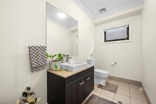 Photo - 33 Biddle Street, Moorebank NSW 2170 - Image 8