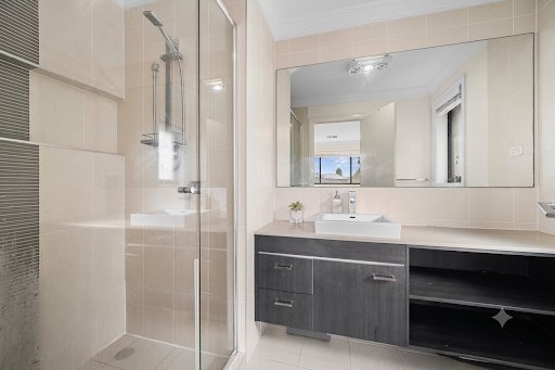 Photo - 33 Biddle Street, Moorebank NSW 2170 - Image 10