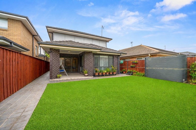 Photo - 33 Biddle Street, Moorebank NSW 2170 - Image 12