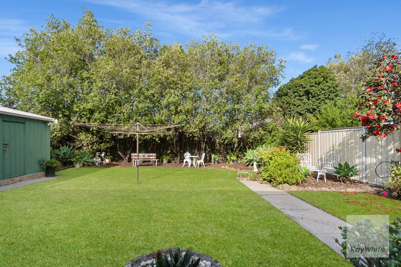 Photo - 33 Billingham Road, Deer Park VIC 3023 - Image 21