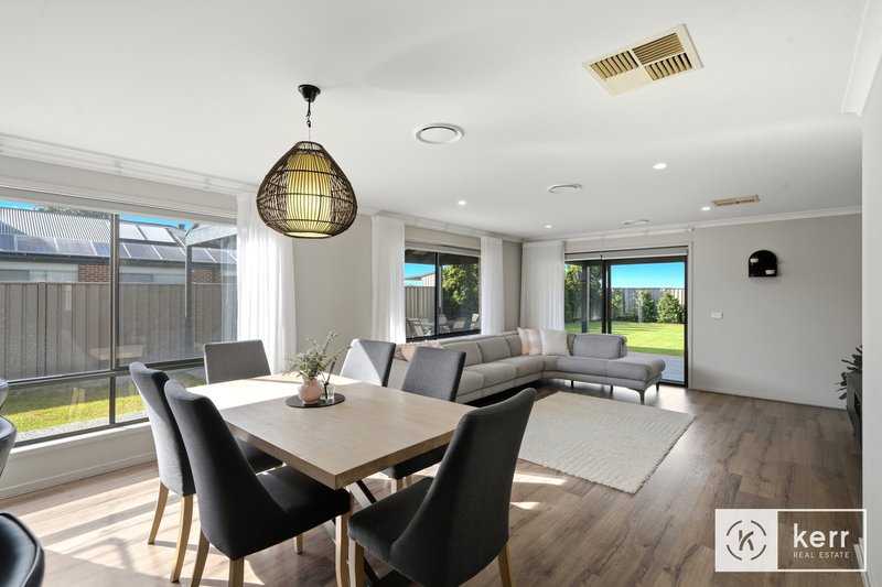 Photo - 33 Bisogni Drive, Cobram VIC 3644 - Image 4