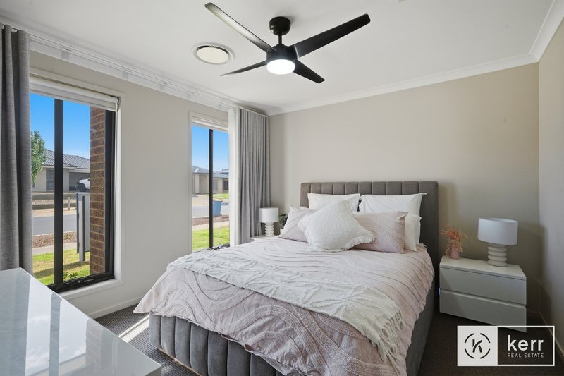 Photo - 33 Bisogni Drive, Cobram VIC 3644 - Image 6