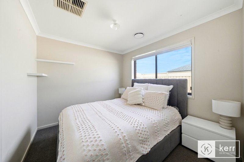 Photo - 33 Bisogni Drive, Cobram VIC 3644 - Image 8