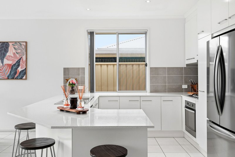 Photo - 33 Bivone Court, Salisbury Downs SA 5108 - Image 4