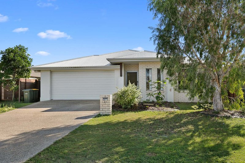 33 Blaxland Road, Urraween QLD 4655