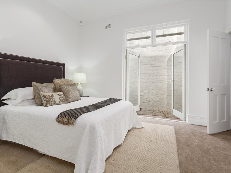 Photo - 33 Bon Accord Avenue, Bondi Junction NSW 2022 - Image 8